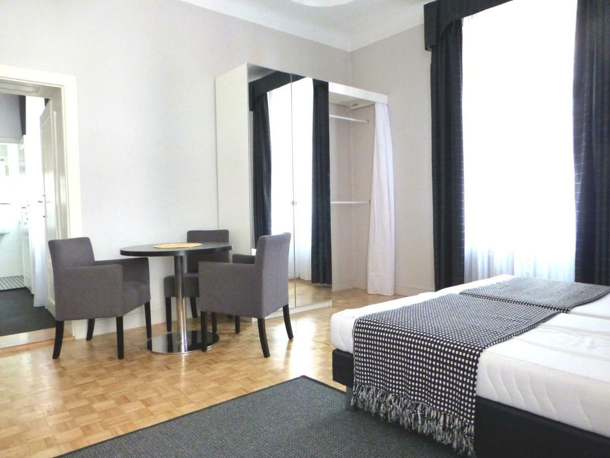 7 Rooms Mtp Poznań Exterior foto